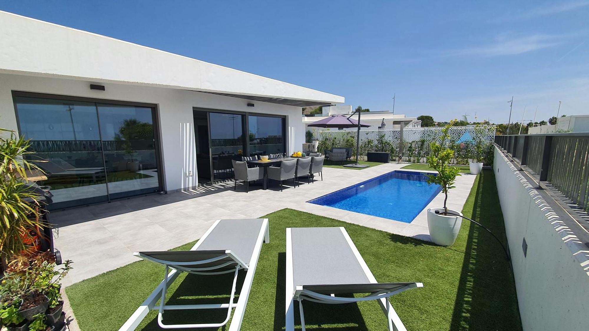 Pool & Snooker Villa Finestrat Exterior photo